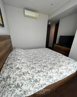 1-BR Condo at The Lumpini 24 near BTS Phrom Phong (ID 2738856)