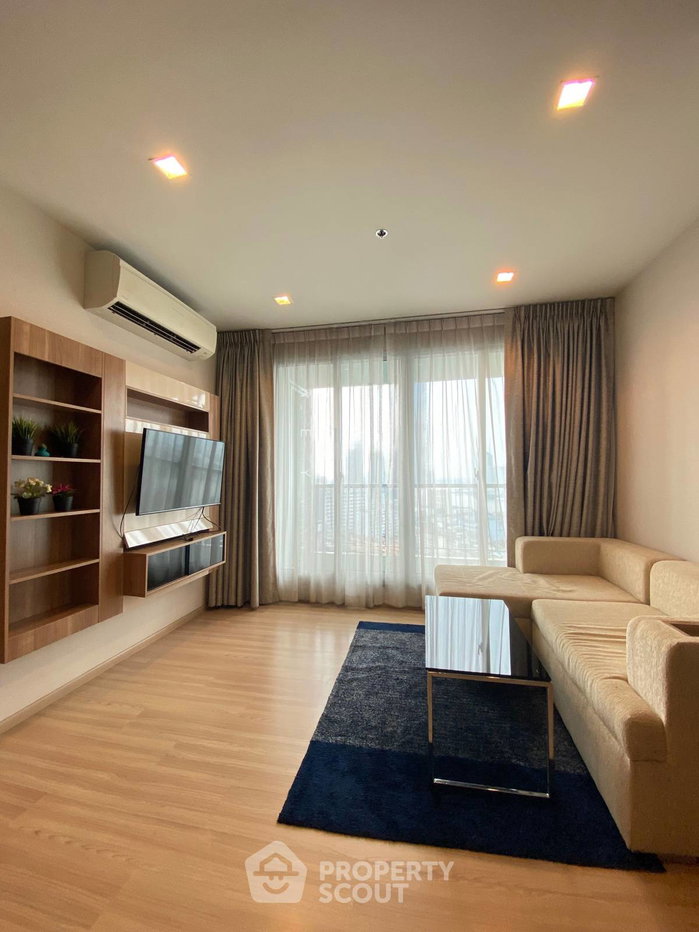 รูป คอนโด 2-ห้องนอน ที่ ริธึ่ม สาทร ใกล้ BTS สะพานตากสิน (ID 2744477) - รูปที่ 3/10