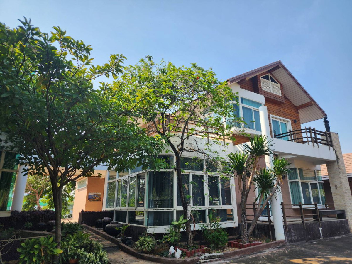 รูป ขายบ้านหรู 2 ชั้น หมู่บ้านวินด์มิลล์ปาร์คติด Summit Windmill Golf Club บางนา เนื้อที่ 1-1-14 ไร่ - รูปที่ 3/22