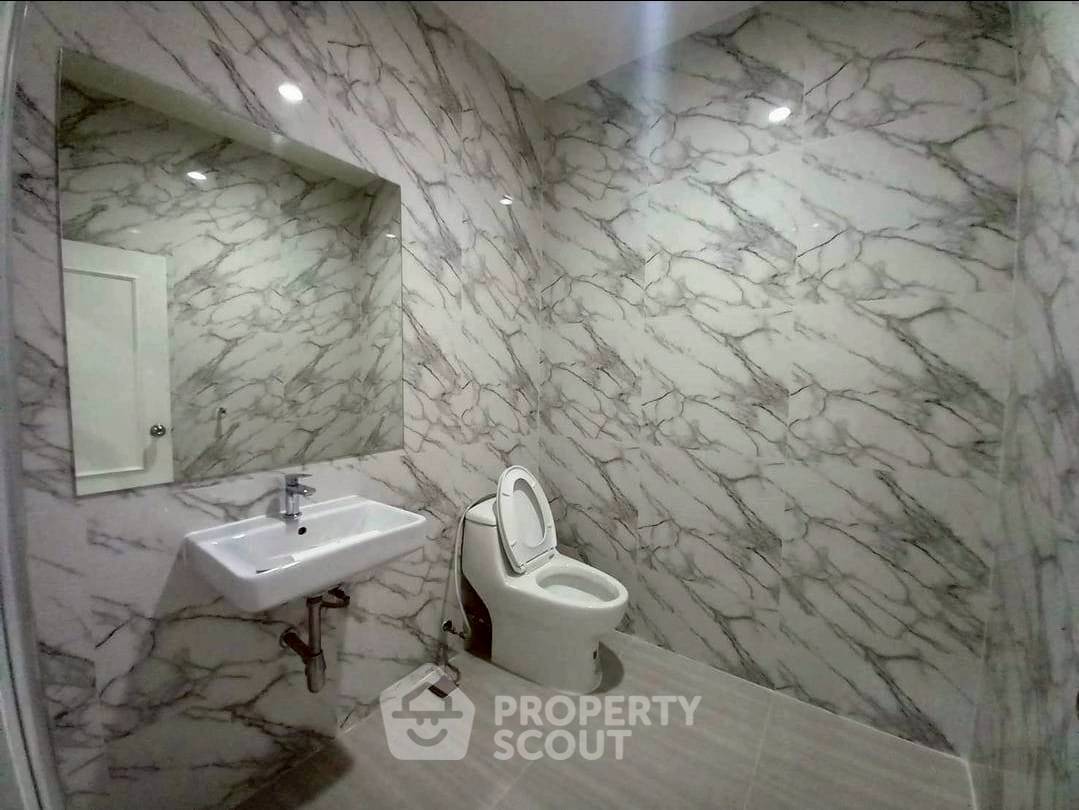 รูป คอนโด 2-ห้องนอน ที่ เดอะ วอเตอร์ฟอร์ด พาร์ค สุขุมวิท 53 คอนโดมิเนียม ใกล้ BTS ทองหล่อ (ID 2711866) - รูปที่ 14/17