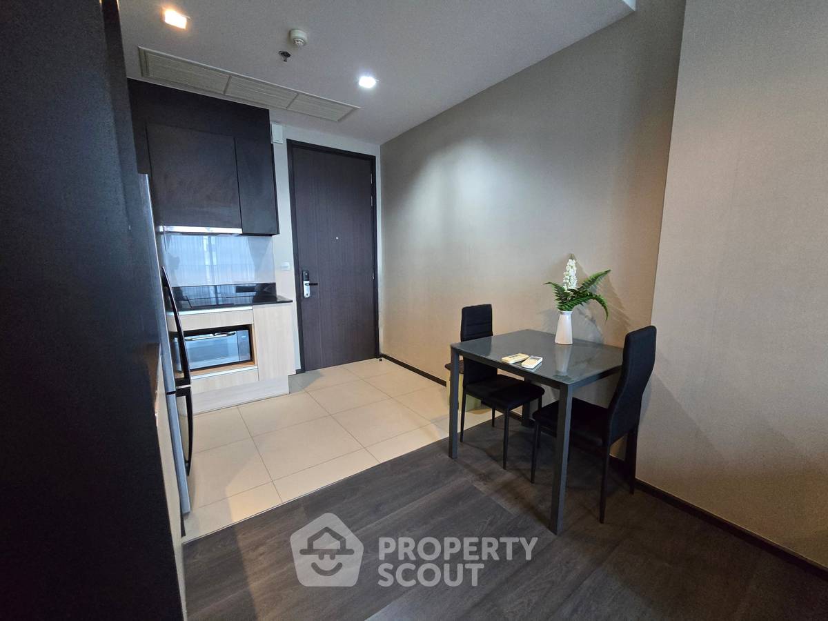 รูป คอนโด 1-ห้องนอน ที่ ดิ เอดจ์ สุขุมวิท 23 ใกล้ MRT สุขุมวิท (ID 2739889) - รูปที่ 10/15