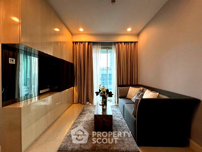 คอนโดให้เช่า : คอนโด 2-ห้องนอน ที่ คิว หลังสวน ใกล้ BTS ราชดำริ (ID 2744432)