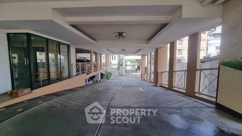 รูป คอนโด 2-ห้องนอน ที่ เดอะ เมเปิ้ล สาทร-นราธิวาส คอนโดมิเนียม ใกล้ BTS เซนต์หลุยส์ (ID 2635919) - รูปที่ 9/13