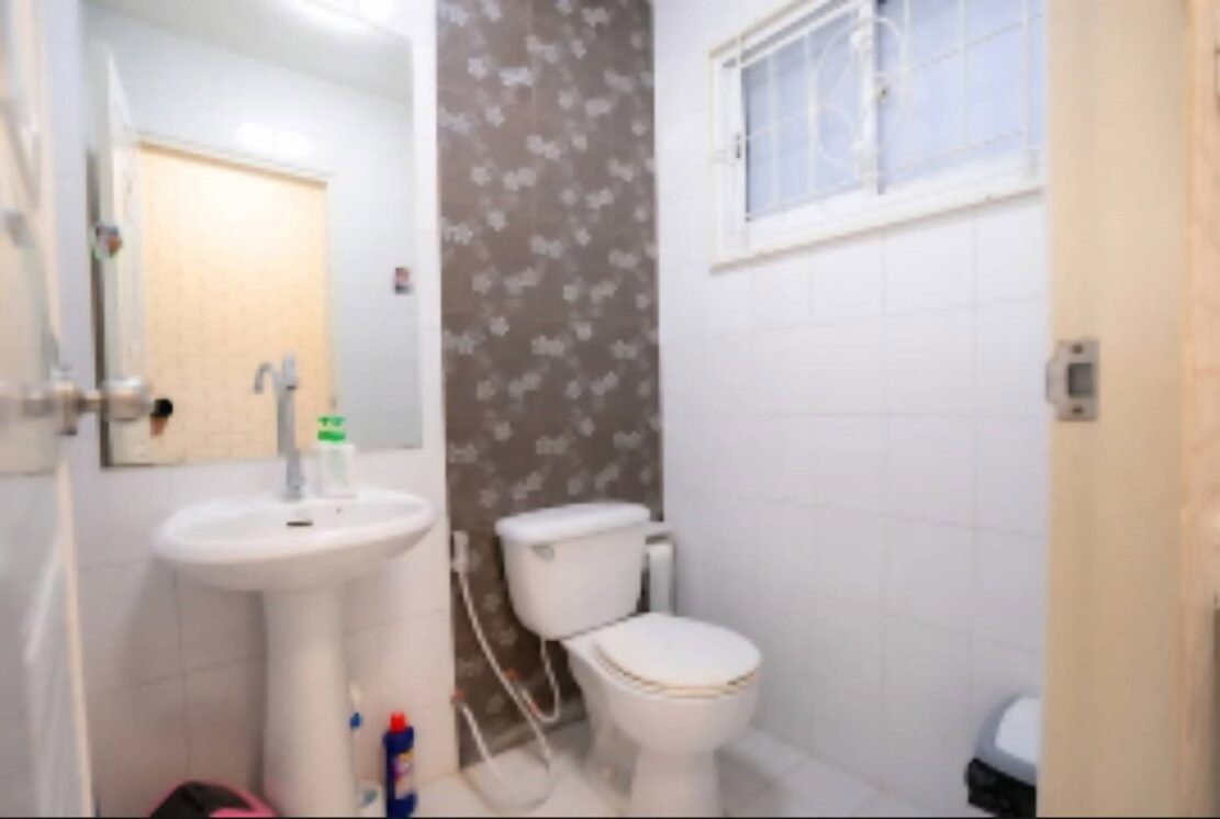 รูป โฮมออฟฟิศทันสมัย ตึก 4 ชั้น ใกล้สนามบินสุวรรณภูมิ | RK Biz Center **ค่าเช่า 42,000 บาท (ต่อรองได้) | 210 ตร.ม. ได้เฟอร์ตามรูป นัดชมได้ - รูปที่ 20/22