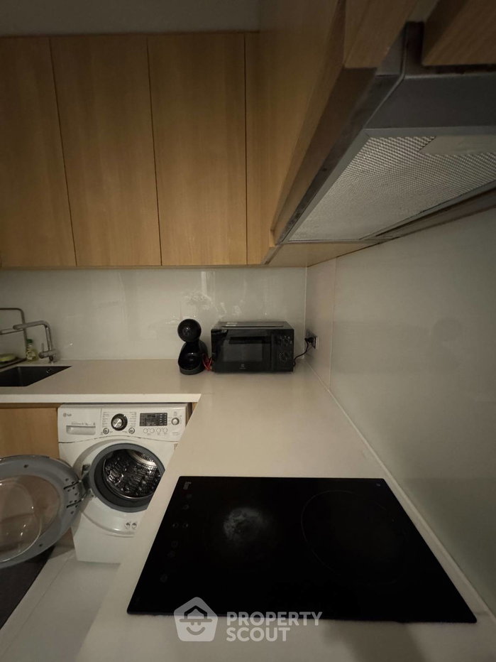 รูป คอนโด 2-ห้องนอน ที่ ไฮด์ สุขุมวิท 13 คอนโดมิเนี่ยม ใกล้ BTS นานา (ID 2744768) - รูปที่ 3/9