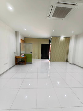 ให้เช่าอาคารพาณิชย์ 4 ชั้น ( Owner post)🔥🔥🔥 ราคาดี ตึกสวย ตึกใหม่ เหมาะเป็นสำนักงานหรือที่พัก