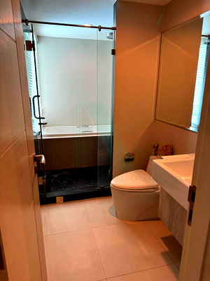 ขายคอนโด : 🚩 ขายคอนโด เดอะ เครสท์ สุขุมวิท 24 อาคาร 1 ชั้น 8 2 ห้องนอน ขนาด 67 ตรม ใกล้ ห้างสรรพสินค้าเอ็มโพเรียม