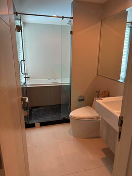 🚩 For Sell Condo THE CREST SUKHUMVIT 24 Building 1, Floor 8,2 bed room, Room size 67 sqm