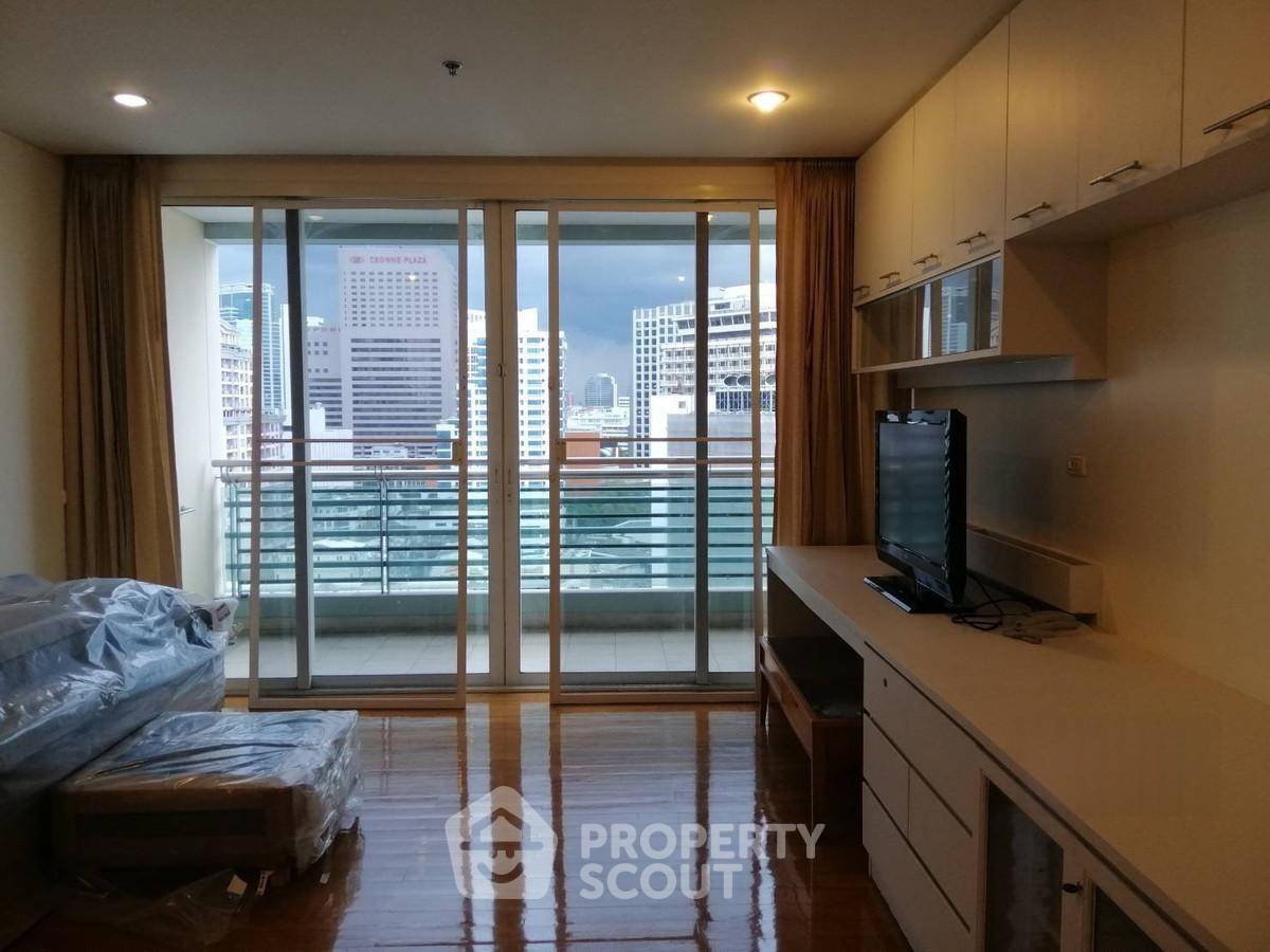 รูป คอนโด 3-ห้องนอน ที่ เดอะ รอยัล ศาลาแดง คอนโดมิเนียม ใกล้ MRT สีลม (ID 2443607) - รูปที่ 3/3