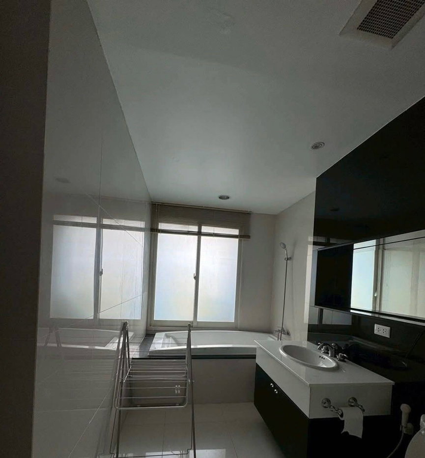 รูป Address Chidlom 42 sq.m. Please add LINE ID @806qphgn o8415o5483 - รูปที่ 6/7