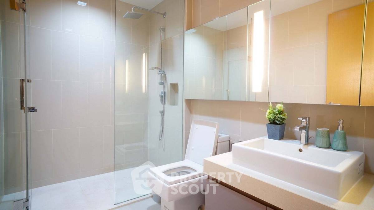 picture 2-BR Condo at Hyde Sukhumvit 13 Condominium near BTS Nana (ID 2744757) - 10/11