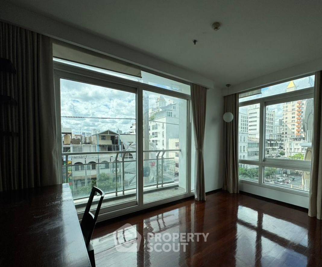 รูป คอนโด 2-ห้องนอน ที่ เดอะ ไฮท์ คอนโดมิเนียม ใกล้ ทองหล่อ (ID 2355794) - รูปที่ 2/3