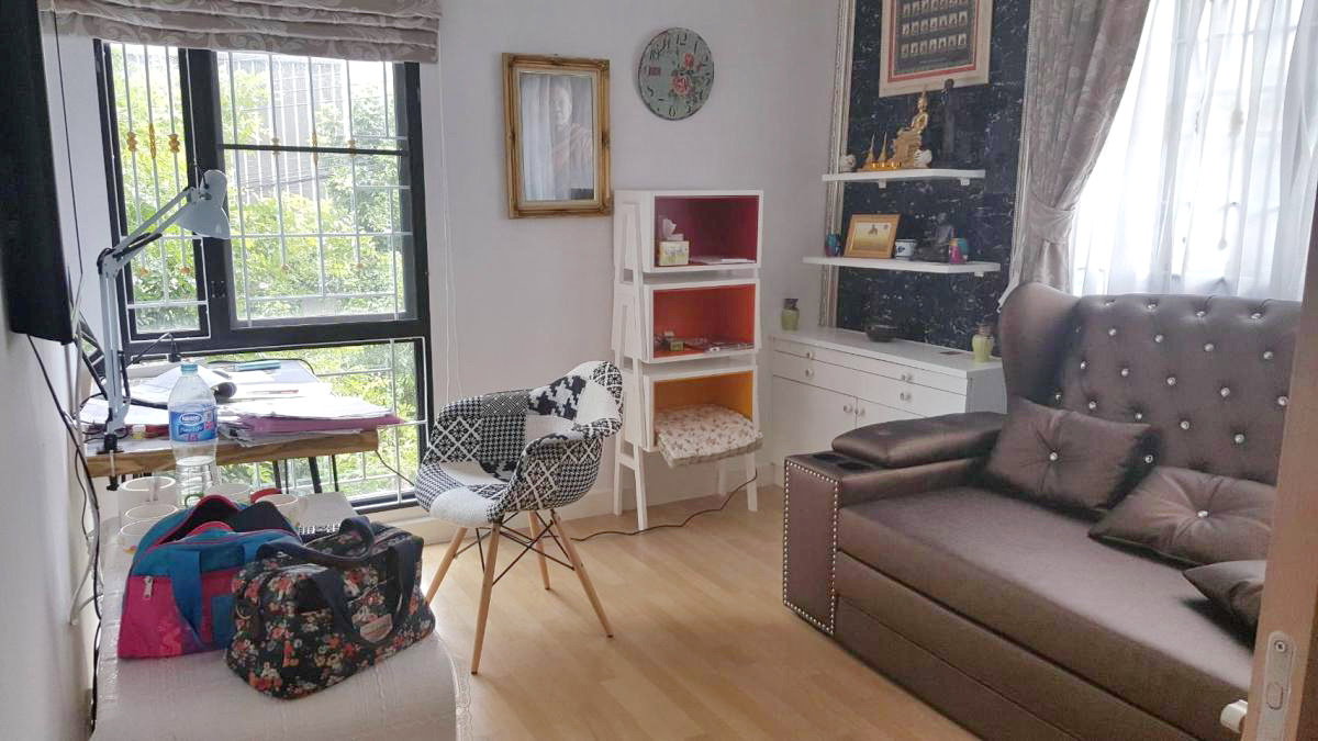 รูป ให้เช่า บ้านทาวน์โฮมพร้อมเฟอร์นิเจอร์ บิ้วอิน หลังมุม หมู่บ้านฟลอร่าวงศ์สว่าง  - รูปที่ 13/27