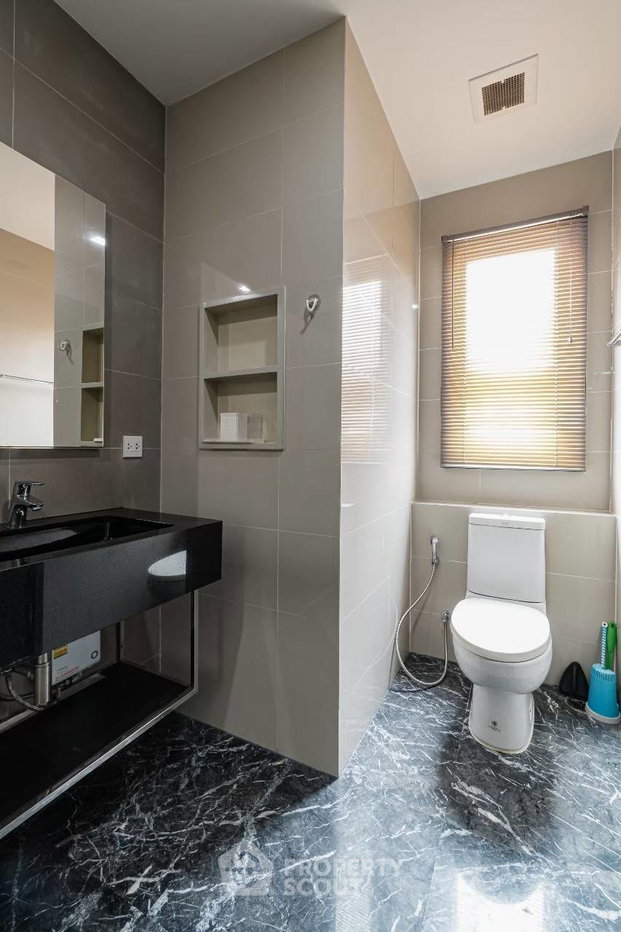 รูป คอนโด 1-ห้องนอน ที่ ดิ เอดจ์ สุขุมวิท 23 ใกล้ MRT สุขุมวิท (ID 2738829) - รูปที่ 12/13