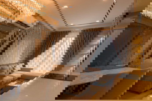 Knightsbridge Skycity Saphanmai 