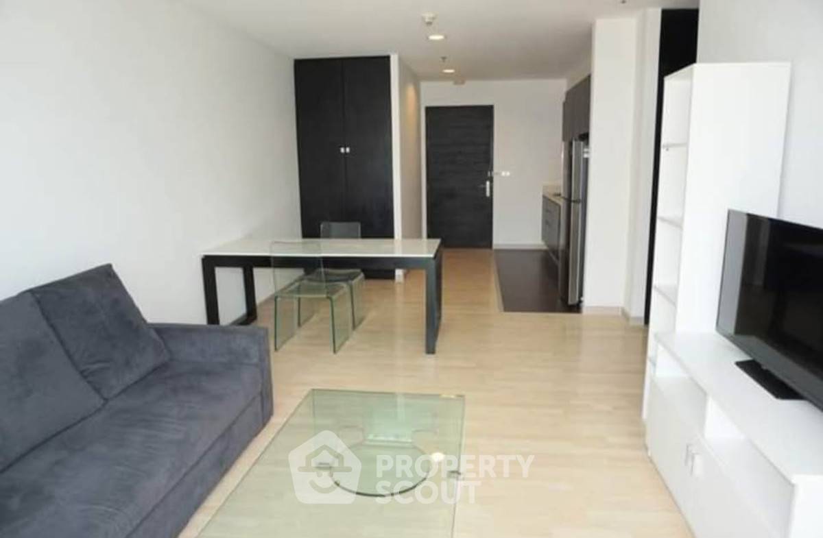 รูป คอนโด 2-ห้องนอน ที่ ฟิฟตี้ไนน์ เฮอร์ริเทจ สุขุมวิท 59 ใกล้ BTS ทองหล่อ (ID 2453973) - รูปที่ 3/14