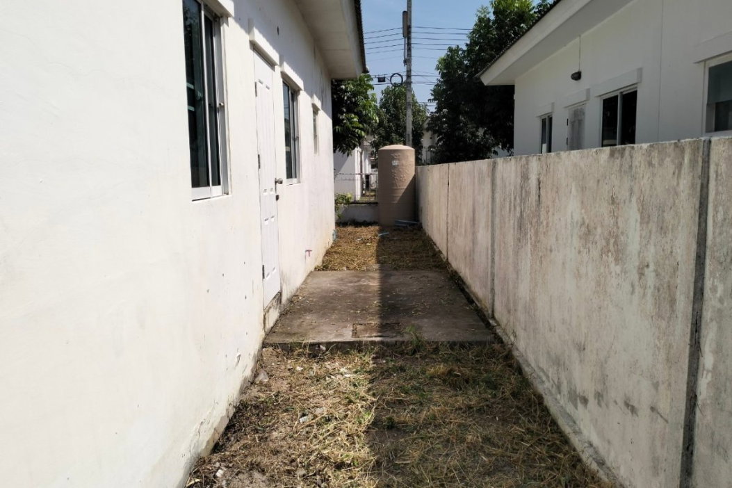 รูป บ้านเดี่ยว 1 ชั้น หมู่บ้านแลนซีโอ ครีป ถนนมาบตาพุด-เนินสำลี(ทล.363) ต. เนินพระ อ.เมืองระยอง จ.ระยอง (ราคา 1,669,000 บาท ) - รูปที่ 9/21