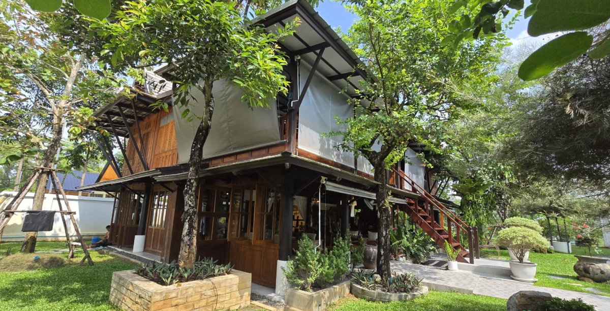 รูป วิลล่าริมน้ำสไตล์ไทยประยุกต์ – ใกล้ มศว. องครักษ์ รังสิต ใหญ่มากกว่า 600 กว่าตารางวา  - รูปที่ 40/59