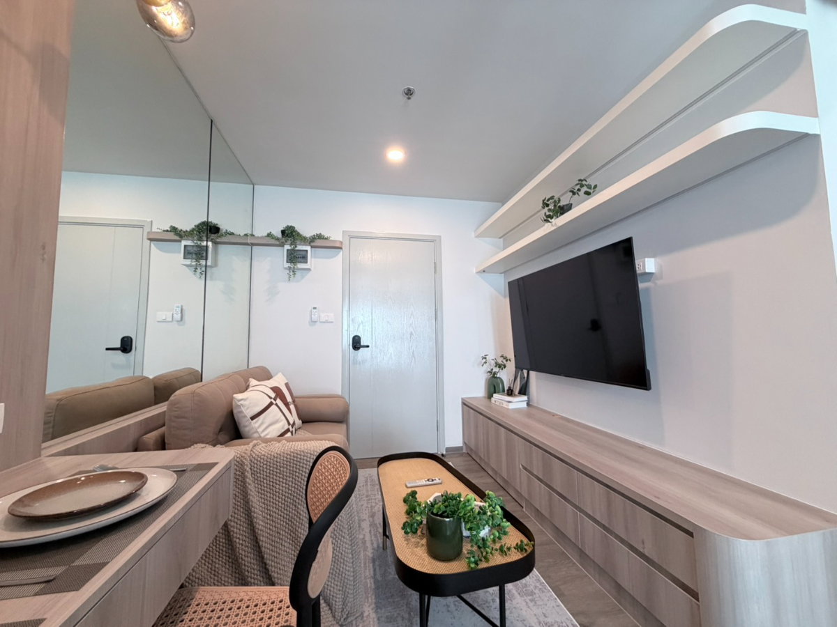 รูป ให้เช่า!!คอนโดใกล้รถไฟฟ้าวุฒากาศเพียง 180 เมตร : Regent Home Wutthakat : ห้องสวย เครื่องใช้ไฟฟ้าครบพร้อมอยู่ ใกล้ตลาดพลูแหล่งของกิน - รูปที่ 4/12