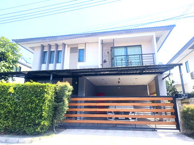 เช่าบ้านเดี่ยว ถนนเพิ่มสิน : ให้เช่าบ้านเดี่ยว พร้อมอยู่ เฟอร์ครบ ทำเลวัชรพล ใกล้ตลาดเพิ่มสิน