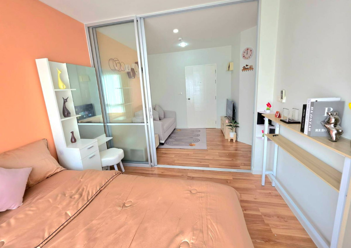 รูป ขาย !!** วี คอนโด ลาดกระบัง อยู่ ใกล้เทคโนฯเจ้าคุณทหารลาดกระบัง ห้องแต่งครบ สีทูโทน ส้มอิฐ สวยมากกกก เก็บสีใหม่ทั้งหมด พร้อมหิ้วกระเป๋าเข้าอยู่ค้า - รูปที่ 4/30