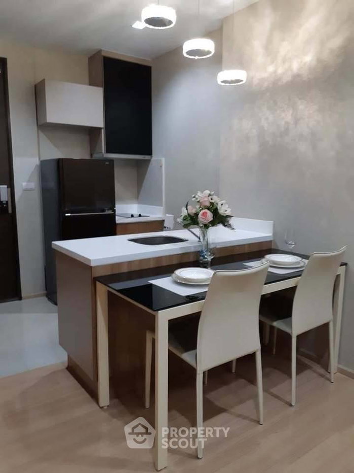 รูป คอนโด 1-ห้องนอน ที่ ริธึ่ม สาทร ใกล้ BTS สะพานตากสิน (ID 2746810) - รูปที่ 6/6