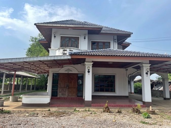 บ้านพักอาศัยตึก 2 ชั้น เลขที่42/2, บ้านฟ่อน - ศูนย์สร้างทางลำปาง (ทล. 1036) ต. ป่าตัน อ.แม่ทะ จ.ลำปางรี (ราคา 2,300,000 บาท )