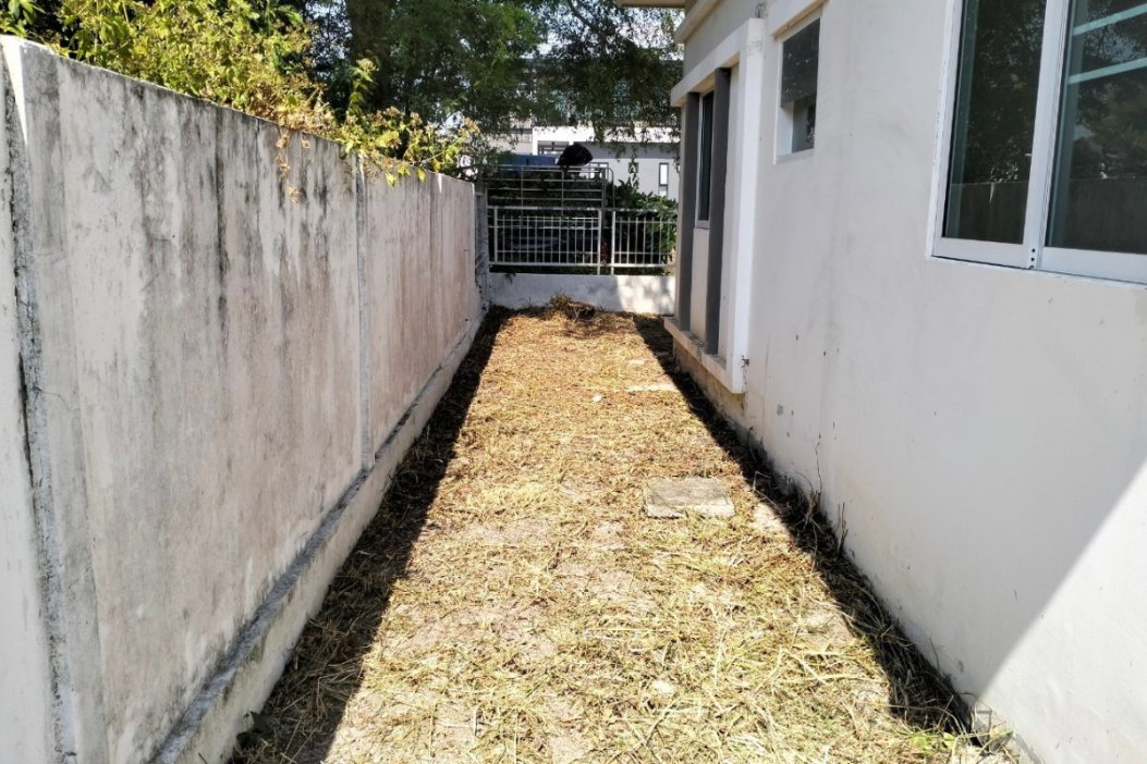 รูป บ้านเดี่ยว 1 ชั้น หมู่บ้านแลนซีโอ ครีป ถนนมาบตาพุด-เนินสำลี(ทล.363) ต. เนินพระ อ.เมืองระยอง จ.ระยอง (ราคา 1,669,000 บาท ) - รูปที่ 10/21