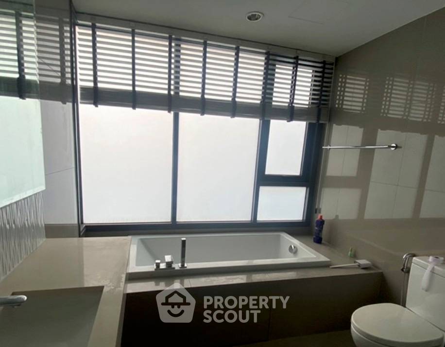 รูป คอนโด 2-ห้องนอน ที่ ริทึ่ม สุขุมวิท42 ใกล้ BTS เอกมัย (ID 2744975) - รูปที่ 5/5