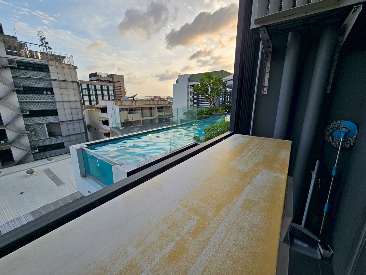 รูป คอนโดใหม่ยังไม่เคยปล่อยเช่า เจ้าของปล่อยเอง ห้องวิวสระว่ายน้ำ ชั้น 5 (ชั้นเดียวกับสระ) พลัสคอนเน็ก หาดใหญ่ หันหน้าทิศใต้ ลมโกรกเย็นสบาย - รูปที่ 6/25