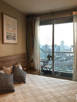 ð For rent condo RHYTHM SUKHUMVIT 50 Building 1, Floor 33,1 bed room, Room size 45.00 sqm