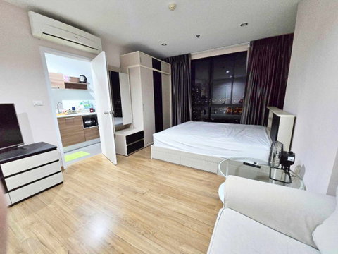 ✨เช่าคอนโด สัญญา 1 ปี✨🛋️🛌เดอะ ทรี อินเตอร์เชนจ์