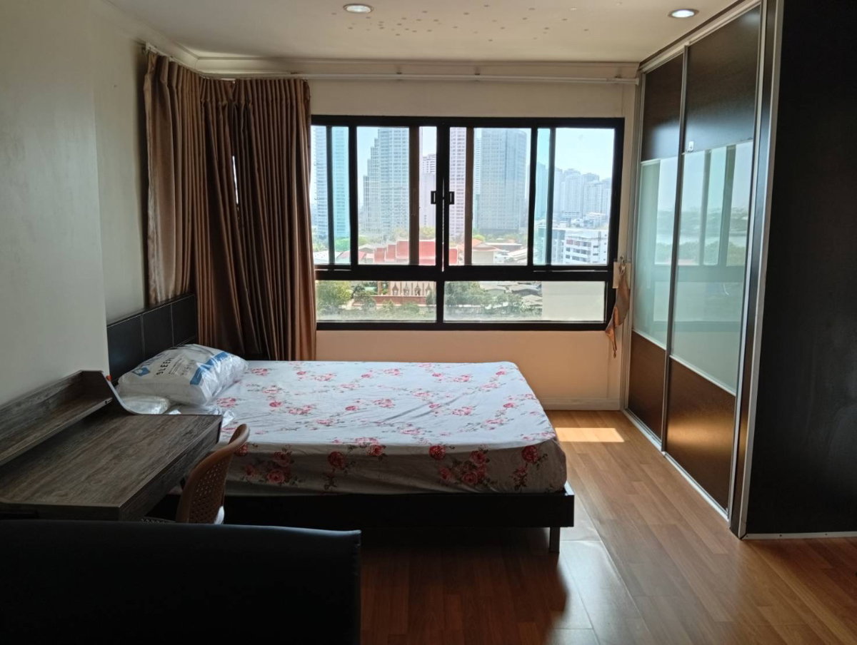 รูป ให้เช่าห้อง studio ตึก B ชั้น 12 ขนาด 30 ตรม ราคา 10,000 บาท - รูปที่ 2/4