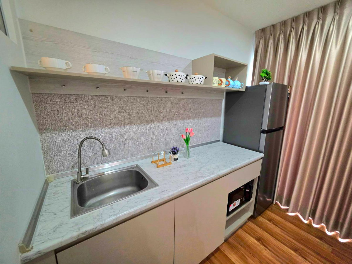 รูป ขาย !!** วี คอนโด ลาดกระบัง อยู่ ใกล้เทคโนฯเจ้าคุณทหารลาดกระบัง ห้องแต่งครบ สีทูโทน ส้มอิฐ สวยมากกกก เก็บสีใหม่ทั้งหมด พร้อมหิ้วกระเป๋าเข้าอยู่ค้า - รูปที่ 12/30