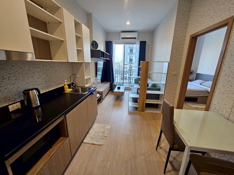 A brand-new condo, never rented out before. Direct from the owner. Pool-view unit on the 5th floor (same level as the swimming pool)