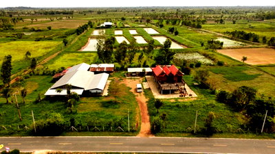 ที่ดิน ร้อยเอ็ด : 🏕️ขายที่ดิน 31ไร่  20ตารางวา จ.ร้อยเอ็ด +พร้อมบ้านเรือนไทย 2 หลัง🏠🏠 📌หน้ากว้างติดถนน 200 เมตร ที่ดินติด ถนน อบจ. ร้อยเอ็ด