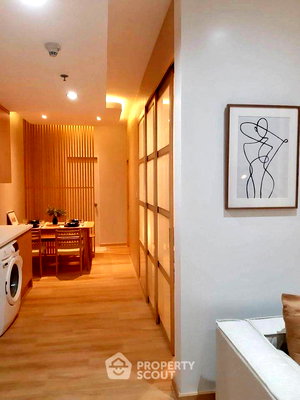 Condos for sale Din Daeng Road : 2-BR Condo at Villa Ratchatewi near BTS Phaya Thai (ID 2738654)