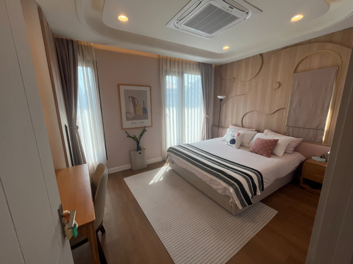 รูป บ้านเดี่ยวหรู 4 ห้องนอน - ตกแต่งสวย (สไตล์บ้านโชว์) เช่า 130000 บาท/เดือน - รูปที่ 11/21