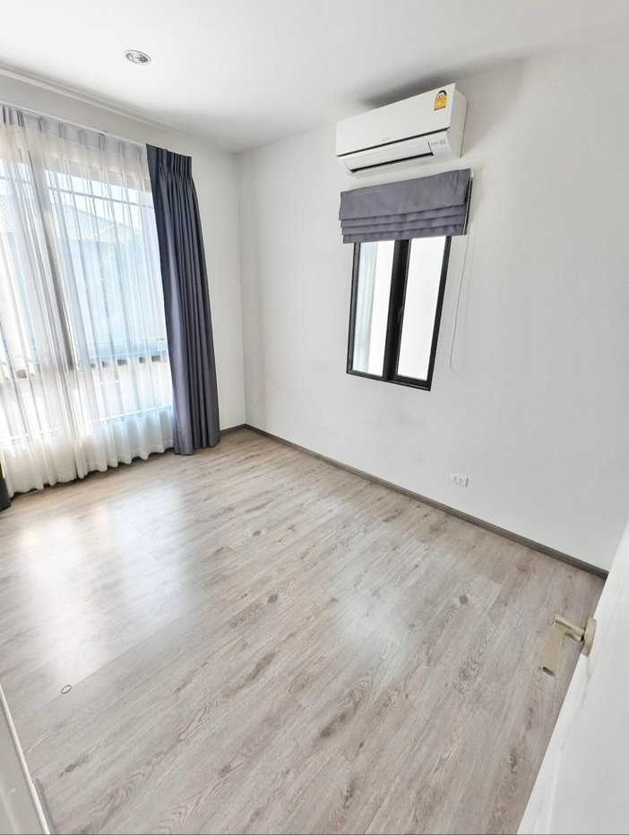 รูป ให้เช่าบ้านแกรนด์พลีโน่ วัชรพล-สุขาภิบาล 5 (Grande Pleno Watcharapol-Sukhapibal 5) - รูปที่ 6/10