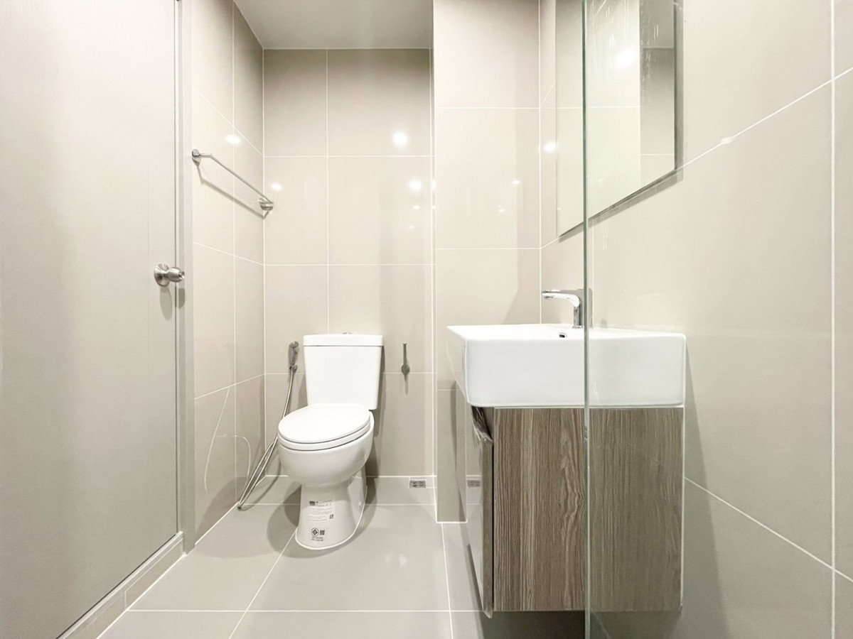 รูป For Rent : Ideo Ramkhamhaeng - Lam Sali Station (Studio ) 24 sq.m. 12000 THB Tel. 0924235675 Cate - รูปที่ 4/12