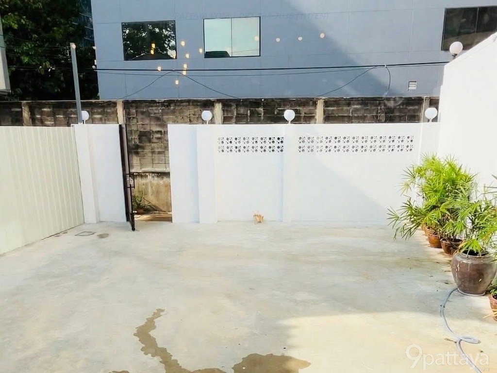 รูป ให้เช่า | บ้านสร้างใหม่ ทำเลทอง สาทร 17 - รูปที่ 10/10