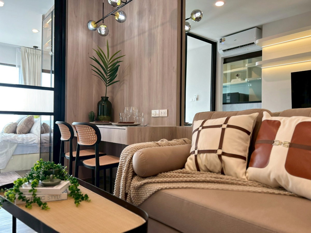 รูป ให้เช่า!!คอนโดใกล้รถไฟฟ้าวุฒากาศเพียง 180 เมตร : Regent Home Wutthakat : ห้องสวย เครื่องใช้ไฟฟ้าครบพร้อมอยู่ ใกล้ตลาดพลูแหล่งของกิน - รูปที่ 2/12