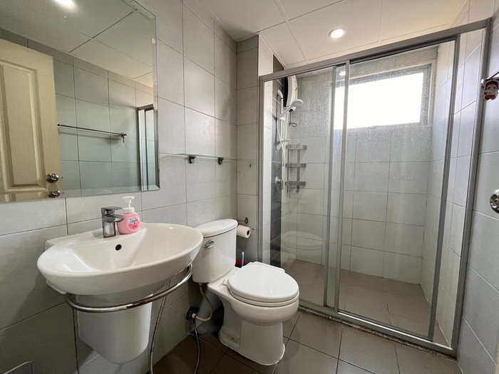 รูป ⭐⭐[เช่า] ศุภาลัย เวอเรนด้า รัชวิภา-ประชาชื่น Stu.32 ตรม.ชั้น 17 ตึก East เฟอร์ครบ ใกล้ MRT บางซ่อน สนใจ LINE: @atfirm ⭐⭐ - รูปที่ 8/12