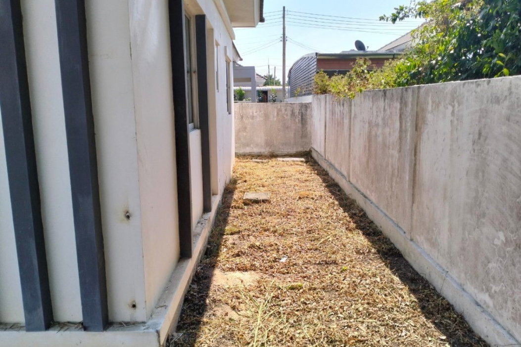 รูป บ้านเดี่ยว 1 ชั้น หมู่บ้านแลนซีโอ ครีป ถนนมาบตาพุด-เนินสำลี(ทล.363) ต. เนินพระ อ.เมืองระยอง จ.ระยอง (ราคา 1,669,000 บาท ) - รูปที่ 11/21