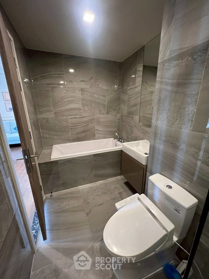 รูป คอนโด 1-ห้องนอน ที่ ไอดีโอ คิว สุขุมวิท 36 ใกล้ BTS ทองหล่อ (ID 2437505) - รูปที่ 10/11