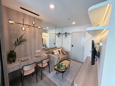 For Rent!! Condo near BTS Wutthakat : Regent Home Wutthakat : Fully equipped with electrical appliances, close to Talat Phlu – a famous food hub