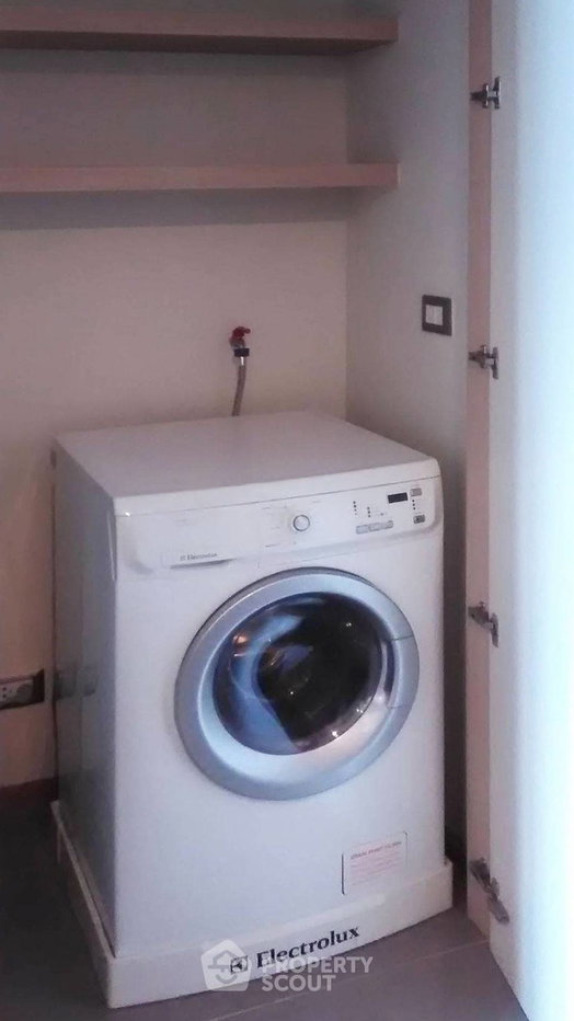 รูป คอนโด 1-ห้องนอน ที่ ริธึ่ม สาทร ใกล้ BTS สะพานตากสิน (ID 2745453) - รูปที่ 9/13