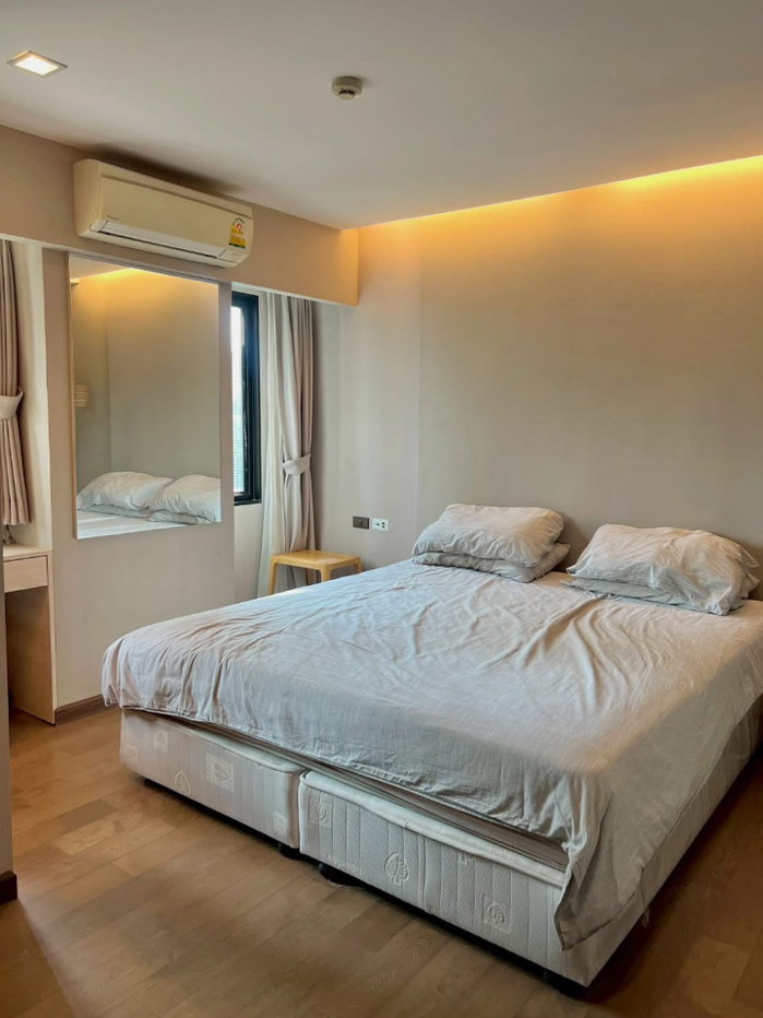 picture Tidy Thonglor - 10/10