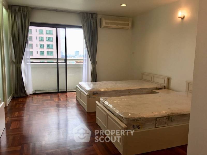 รูป คอนโด 2-ห้องนอน ที่ บ้านสวนเพชร คอนโดมิเนียม ใกล้ BTS พร้อมพงษ์ (ID 888079) - รูปที่ 2/5