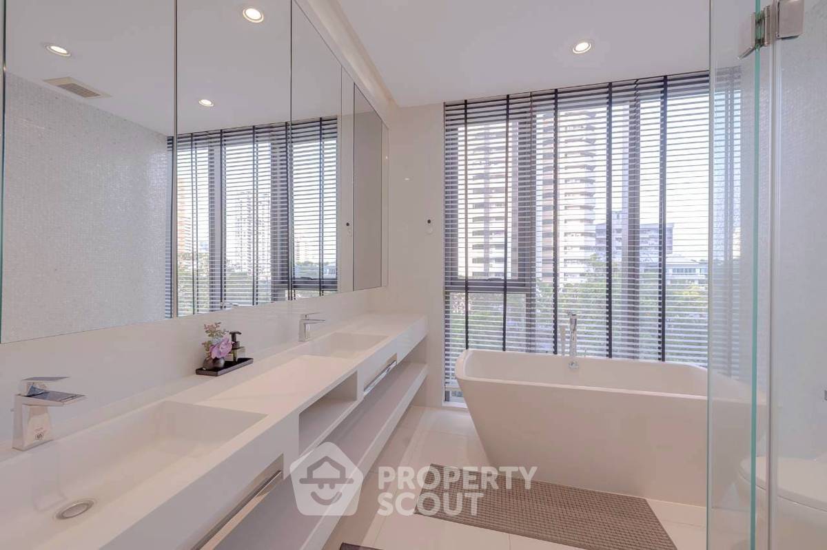 รูป คอนโด 2-ห้องนอน ที่ วิตโตริโอ สุขุมวิท 39 ใกล้ BTS พร้อมพงษ์ (ID 2736042) - รูปที่ 7/10